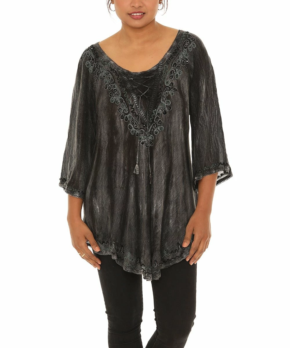 Coupon βοΈ Shoreline Black Tie-Dye Embroidered Bell-Sleeve Scoop Neck Tunic - π© Women & Plus β€οΈ - Image 3