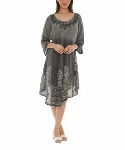 Promo ✔️ Shoreline Gray Embroidered Tie-Dye Three-Quarter Sleeve Shift 👗 Dress - Plus 😉