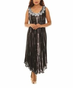 Brand new π€© Shoreline Black & White Floral Embroidered Maxi π Dress - π© Women & Plus β