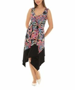 Outlet ⭐ Shoreline Black & Pink Tropical Floral V-Neck Handkerchief 👗 Dress - 👩 Women & Plus 🎉