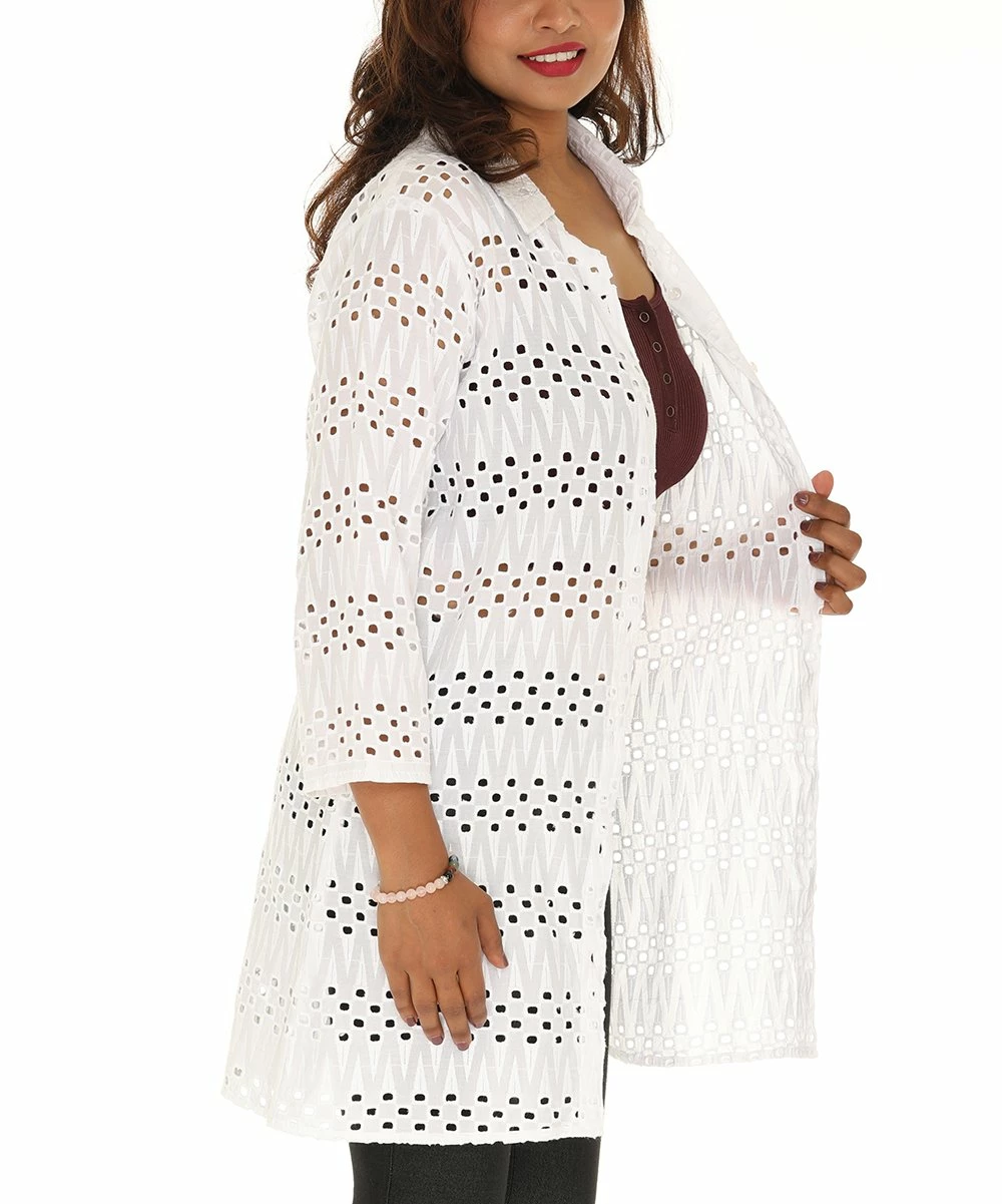 Deals π Shoreline White Zigzag Eyelet Three-Quater Sleeve Button-Up - π© Women π₯ - Image 4