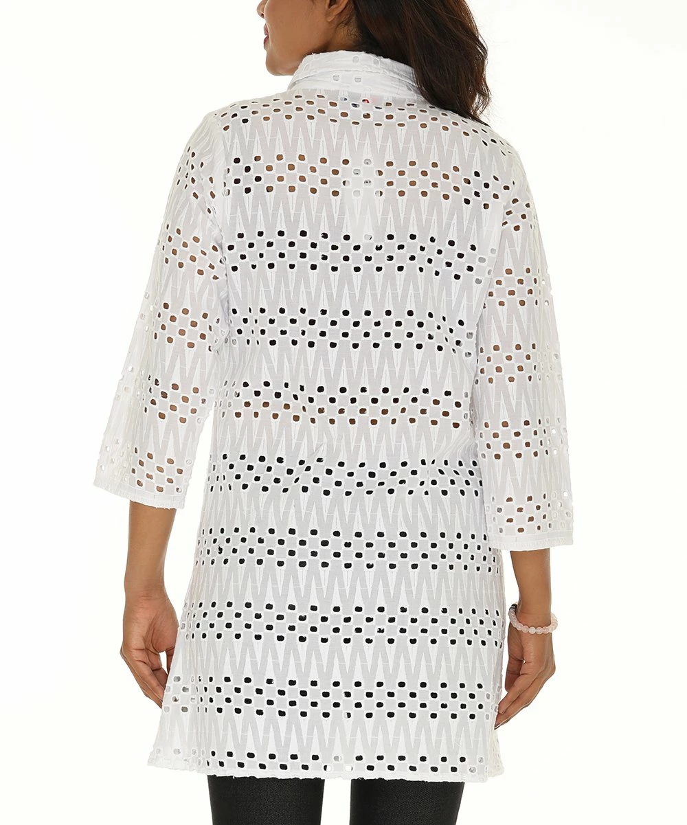 Deals π Shoreline White Zigzag Eyelet Three-Quater Sleeve Button-Up - π© Women π₯ - Image 5