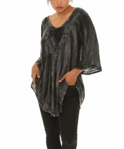Brand new π Shoreline Ebony Embroidered Tie-Dye Scoop-Neck Three-Quarter Sleeve Top - π© Women & Plus π