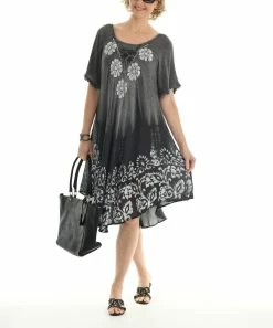 Flash Sale 🔔 Shoreline Gray & Black Ombré Lace-Up Shift 👗 Dress - 👩 Women & Plus 🧨