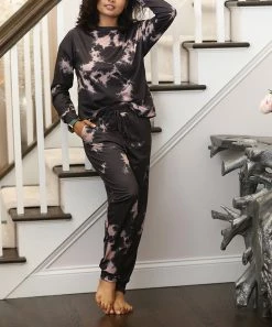 Flash Sale 💯 Shoreline Black & Pink Tie-Dye Crewneck Sweatshirt & Pocket Joggers - Plus 🧨