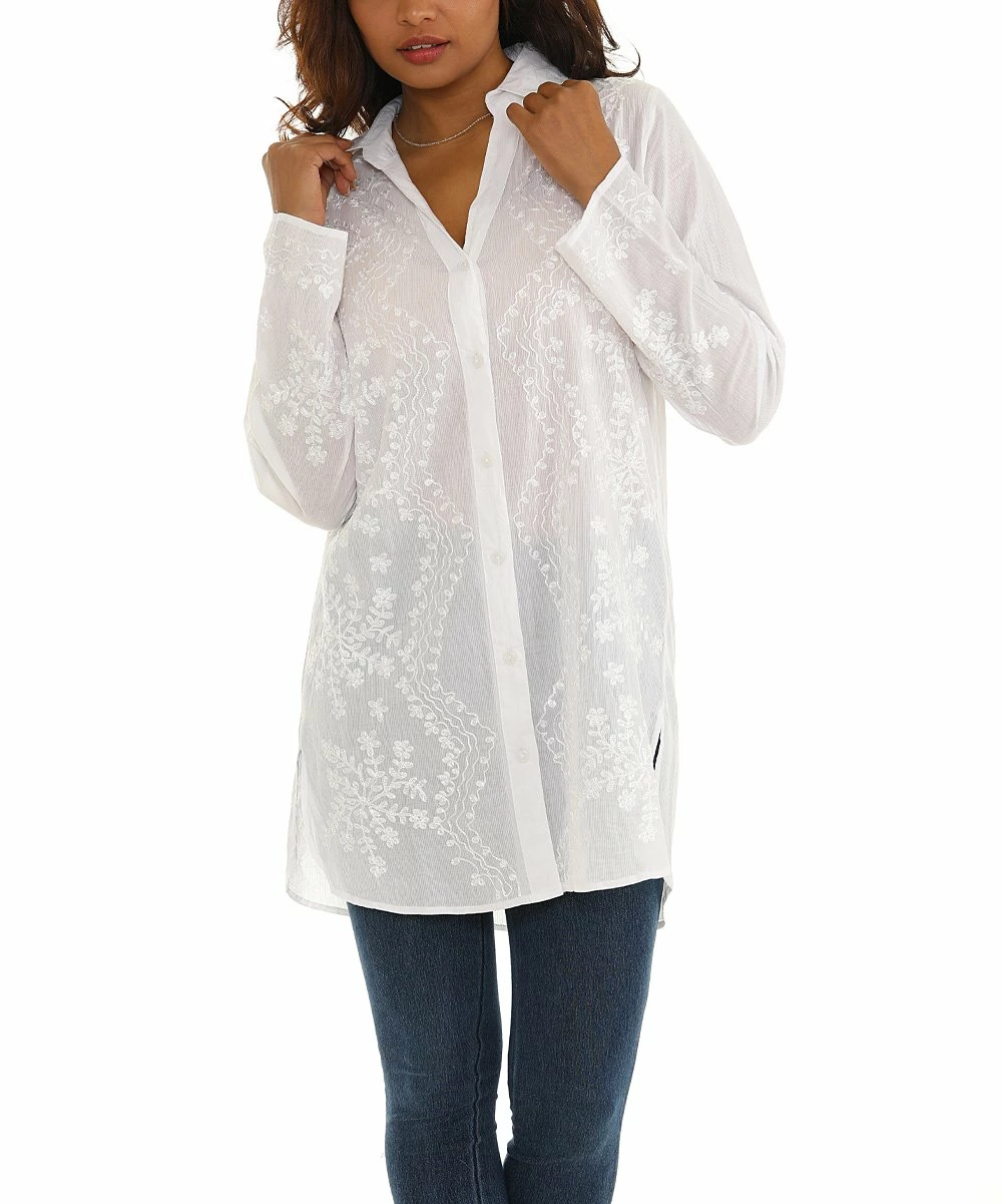Brand new π Shoreline White Floral Embroidered Three-Quarter Sleeve Button-Up Tunic - π© Women π