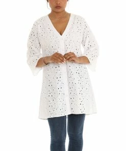 Best Pirce 😉 Shoreline White Eyelet Three-Quarter Sleeve V-Neck Button-Up Tunic - Plus 🎁