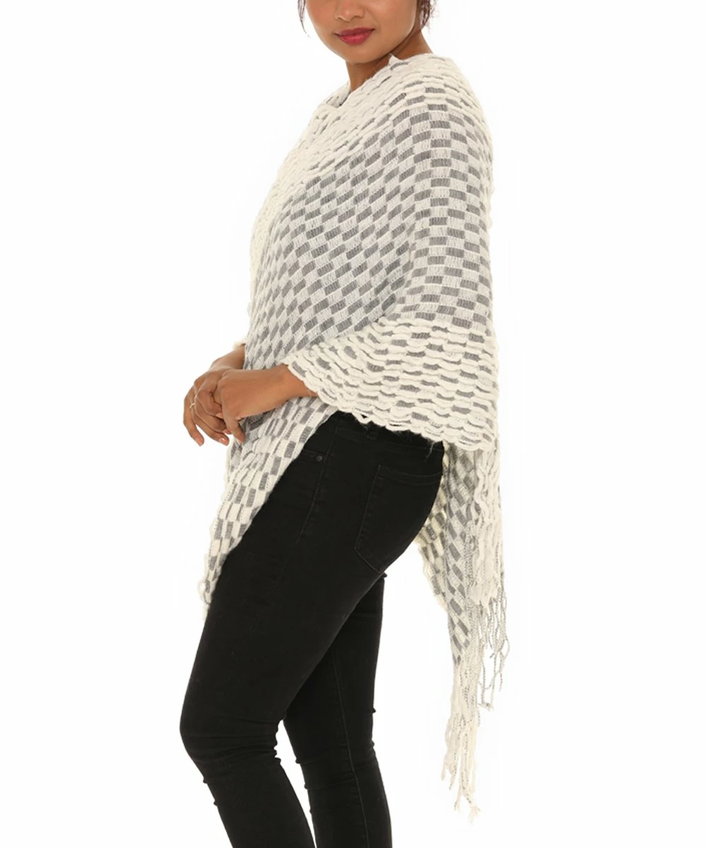 Wholesale β¨ Shoreline Ivory & Gray Checkerboard Fringe-Accent Poncho - π© Women & Plus βοΈ - Image 4