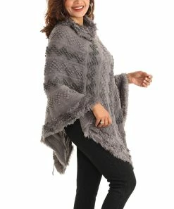 Deals ⌛ Shoreline Gray & Dark Gray Chevron Faux Fur Trim Cowl-Neck Poncho - 👩 Women & Plus ✔️