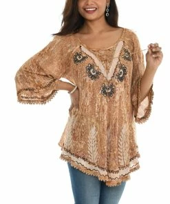 Flash Sale π Shoreline Camel & Cream Tie-Dye Scoop Neck Three-Quarter Sleeve Tunic - π© Women & Plus π